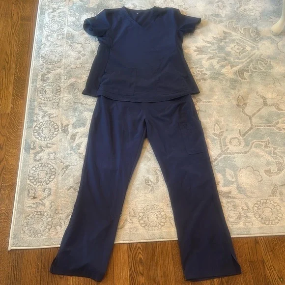 Med Couture Navy Blue MATERNITY Scrub Set- Small - Picture 5 of 5